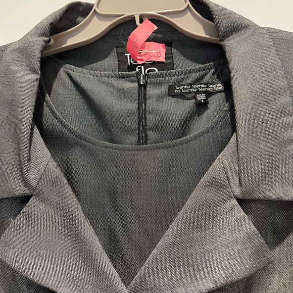 ❤️ Great spring blazer in classic grey with 3/4 length sleeve. - Picture 6 of 11